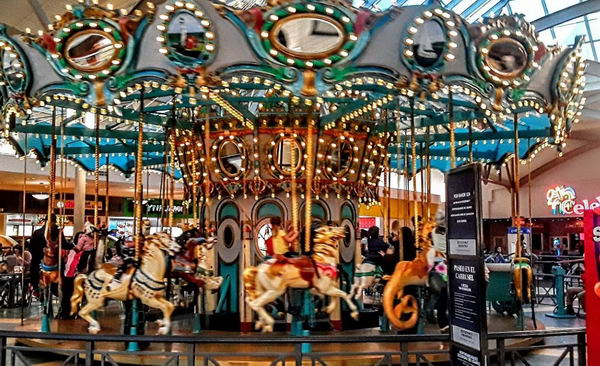 RiverTown Crossings - Photo From Mall Website